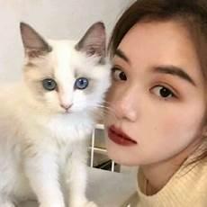 动漫抱猫情侣头像唯美